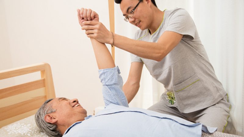 养老护理员证书费用解析：了解背后的成本构成